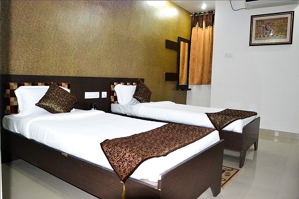 Hotel Blues Shivalik Deluxe Room