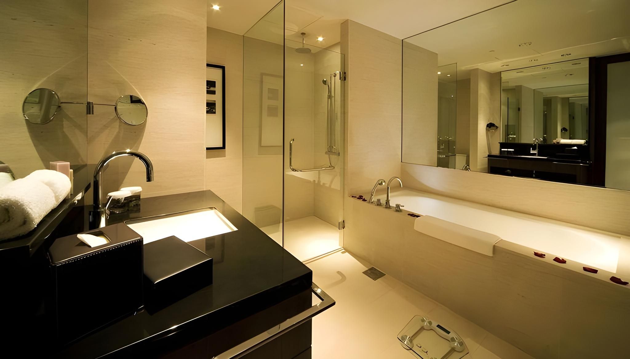 Amara Sanctuary Sentosa Deluxe Room 4