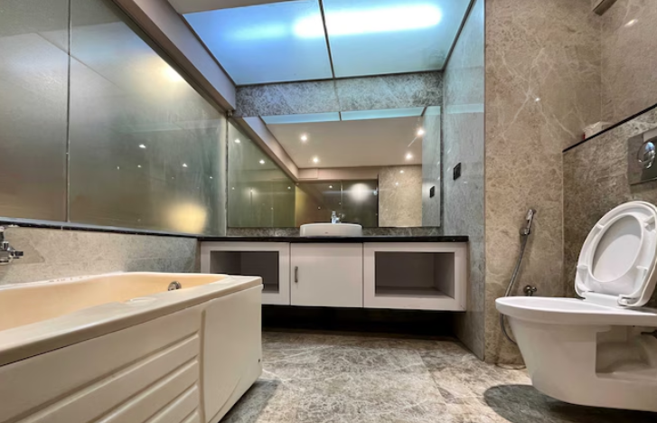 Premium Room with Bathtub
