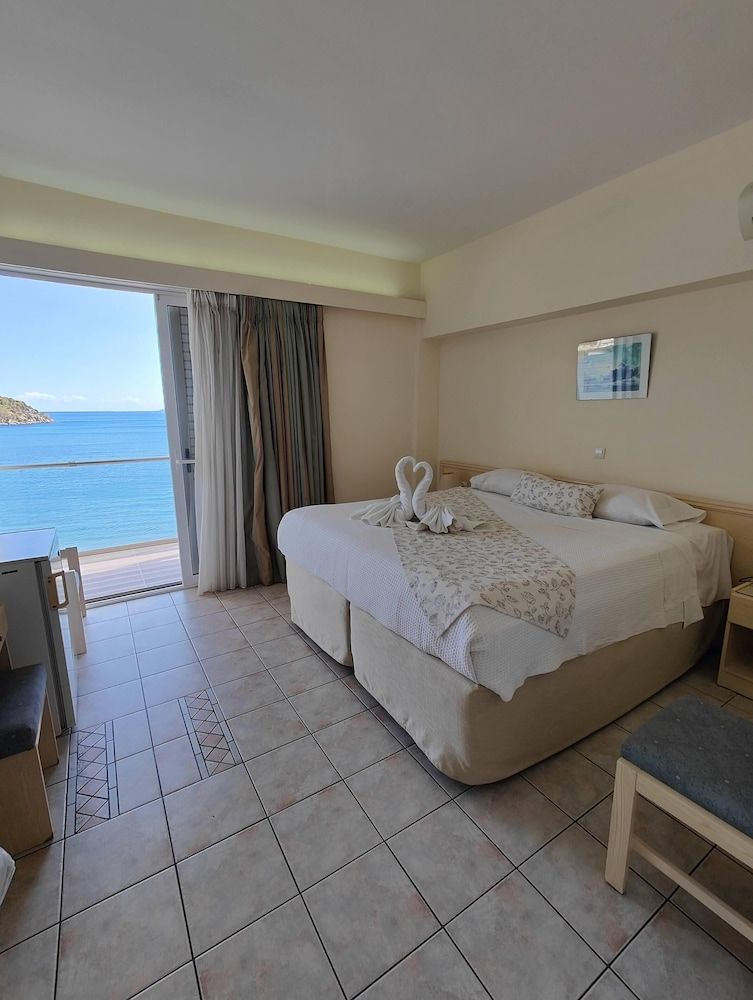 Superior Triple Room, Sea View