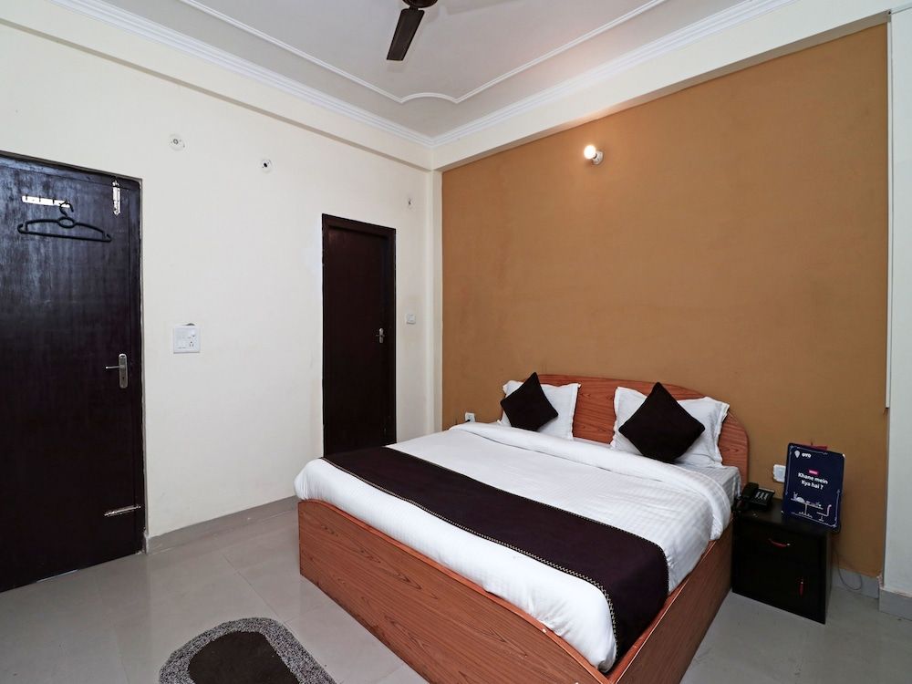 Deluxe Double or Twin Room, 1 King Bed