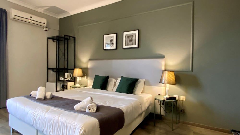 Sliema Marina Hotel Quadruple Room, Sea View 4