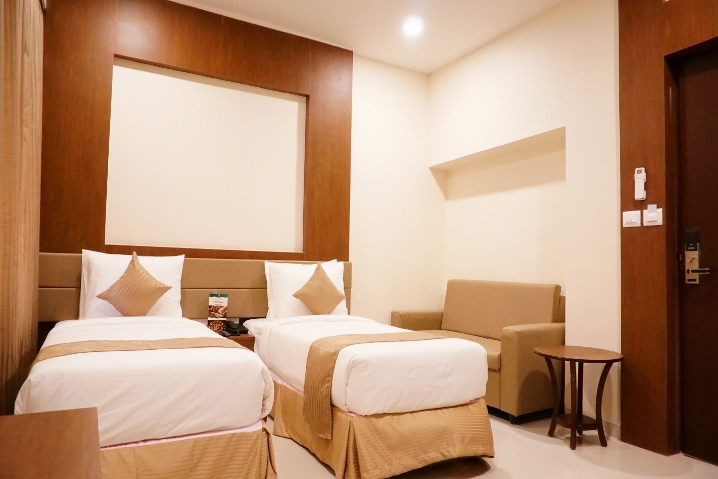 undefined Hotel Abode 5