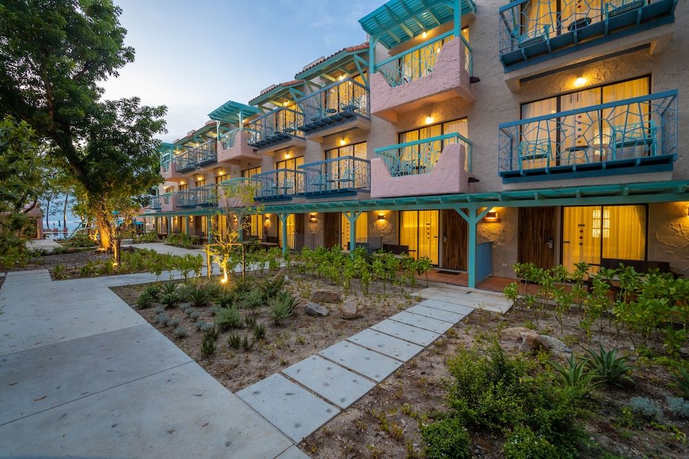 undefined Baan Samui Resort 4