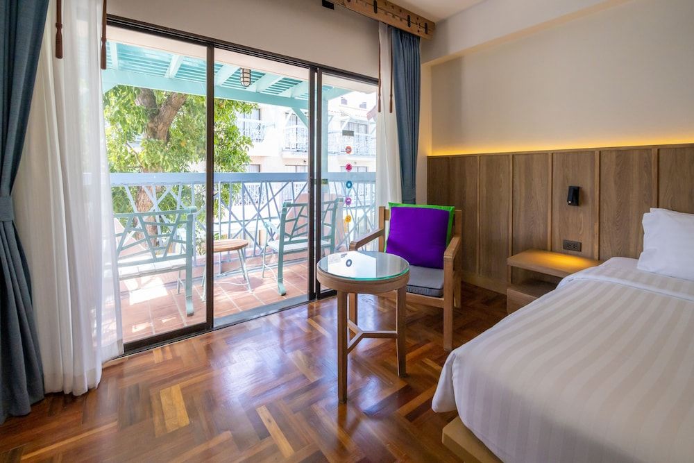 Baan Samui Resort Superior Room 4