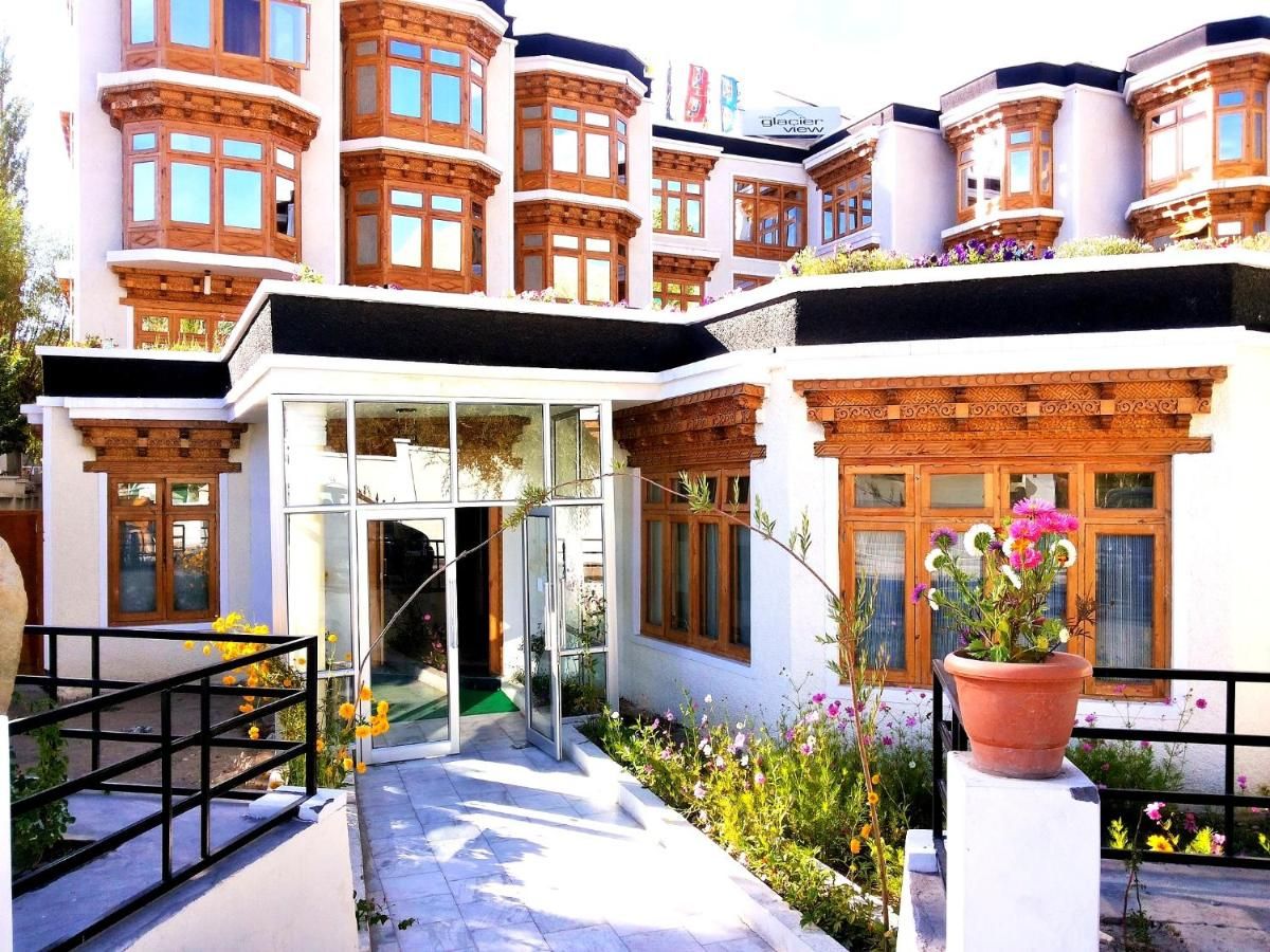 undefined Hotel New Glacier View