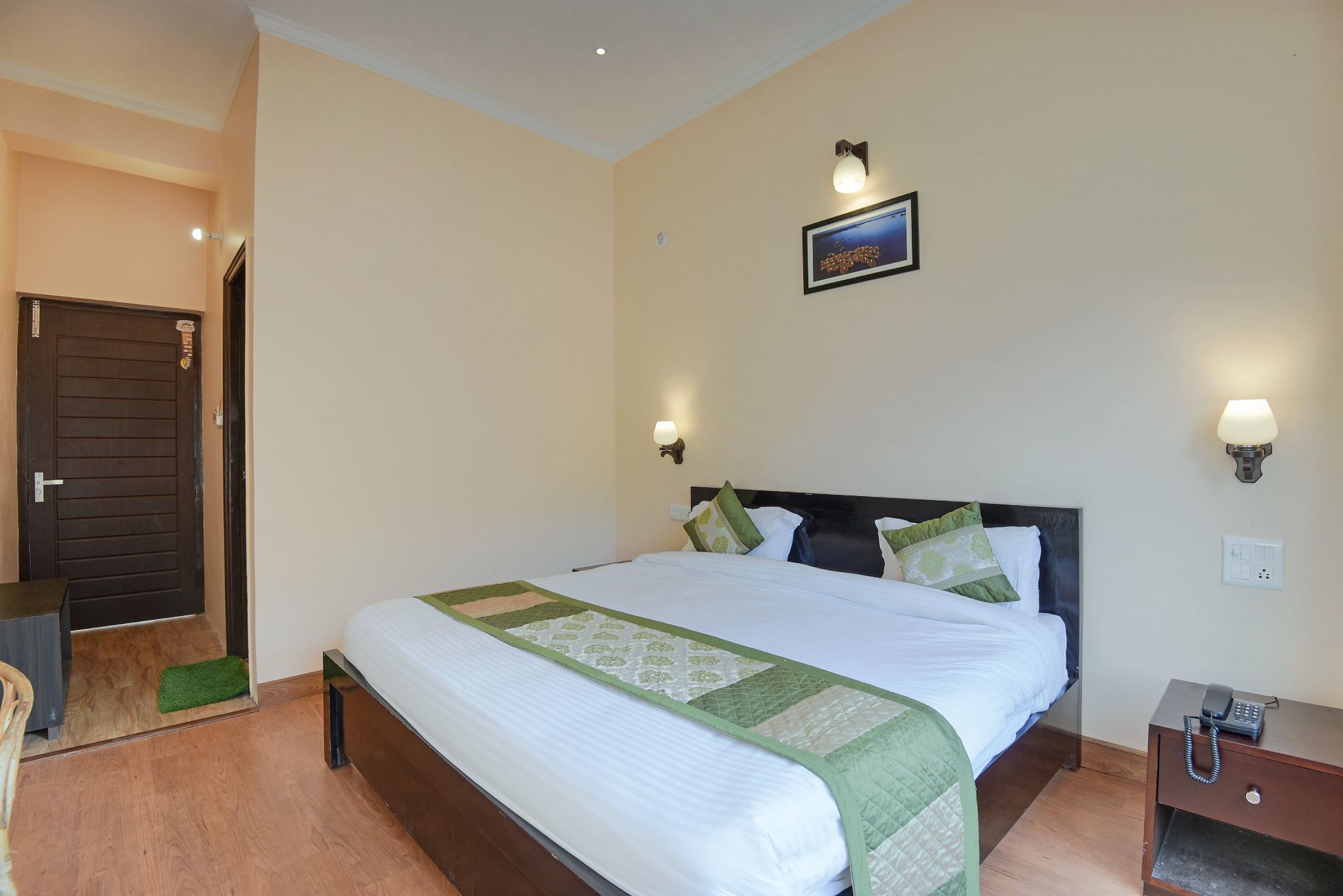 Hotel Vista Bhowali Silver Room 3