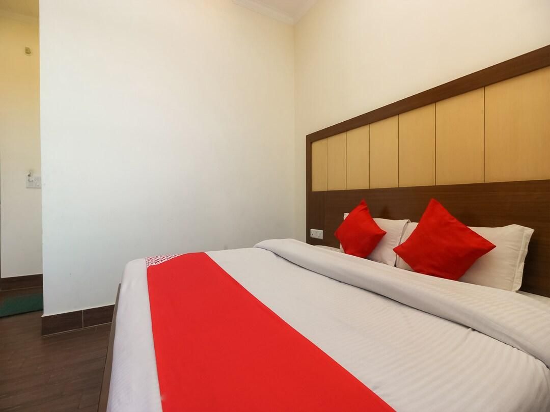 Hotel Ambika Deluxe Non Ac 6