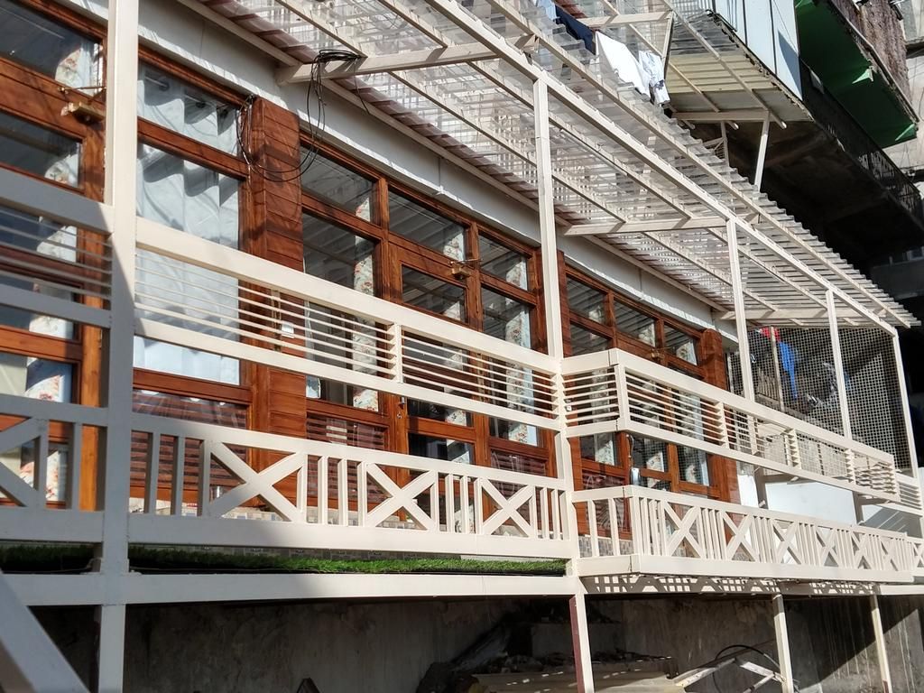 undefined Hotel Ambika 10