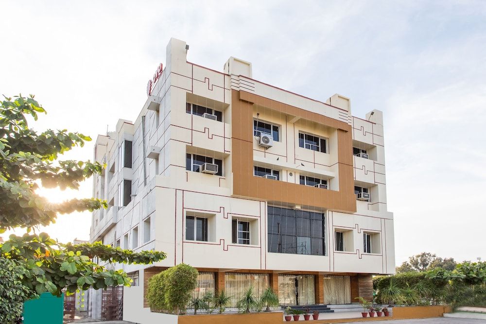 undefined Vikramaditya Hotel 8