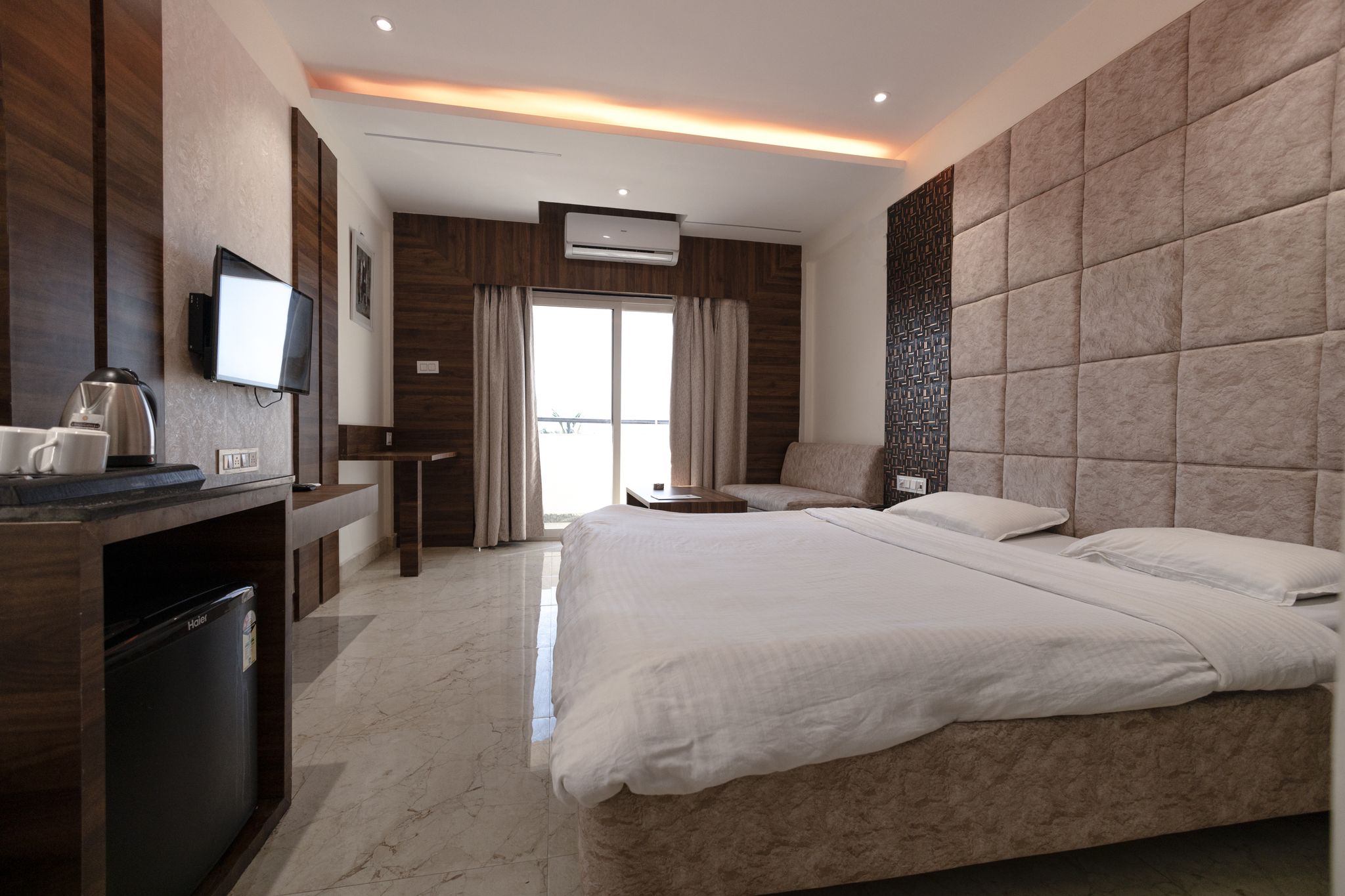 Super Deluxe Room