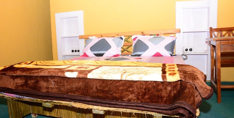Himachal heritage Village UNA House 1Bed Room 3