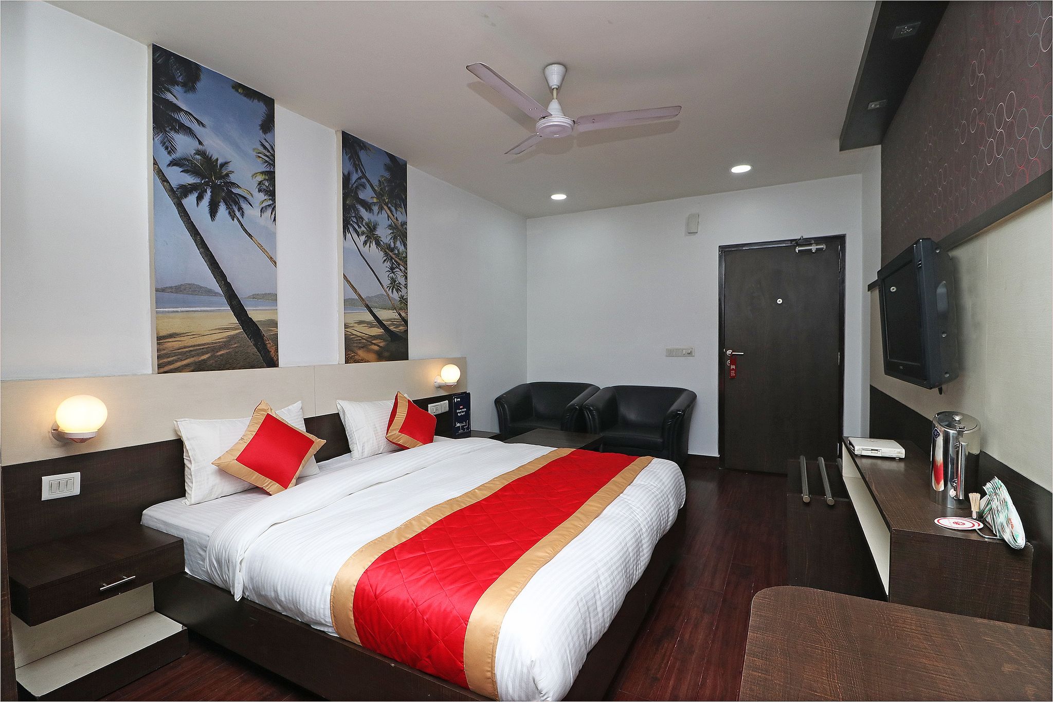 Collection O 10887 Hotel West View Classic 7