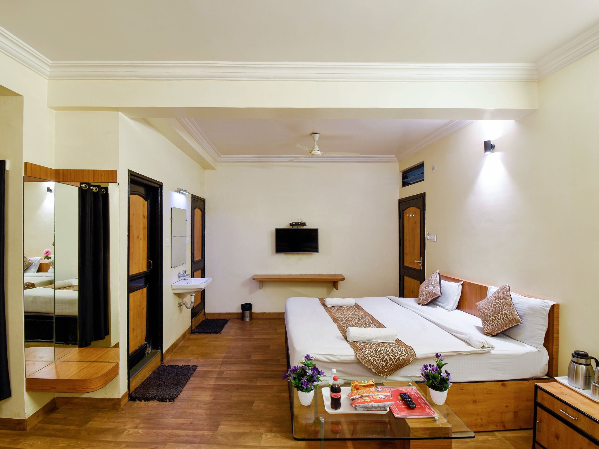 Luxury Room