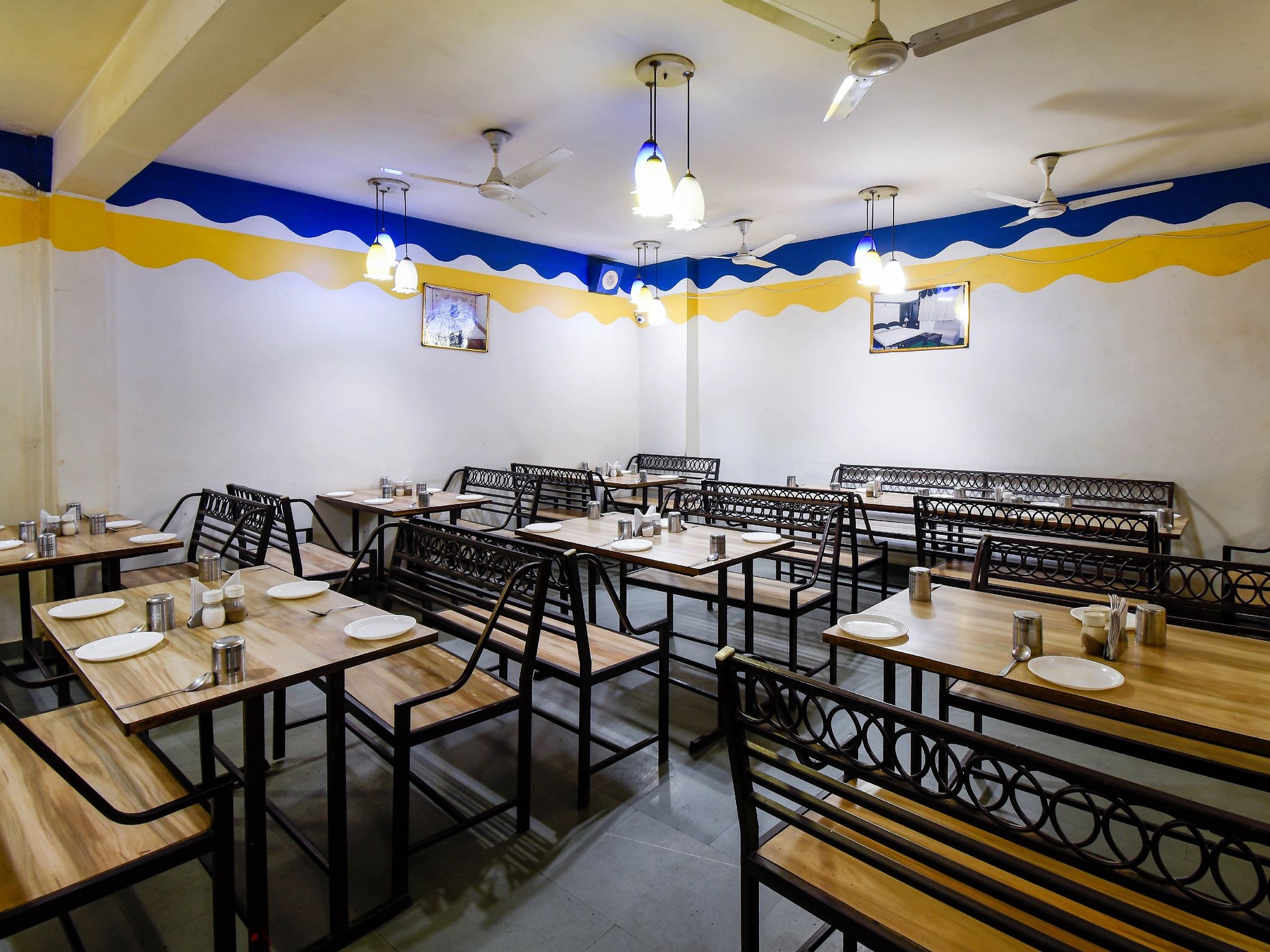 Food & Dining