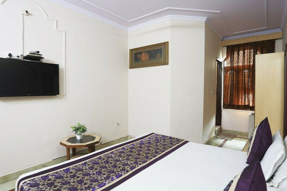 SPOT ON 45514 Hotel Madhu Regency Classic 14