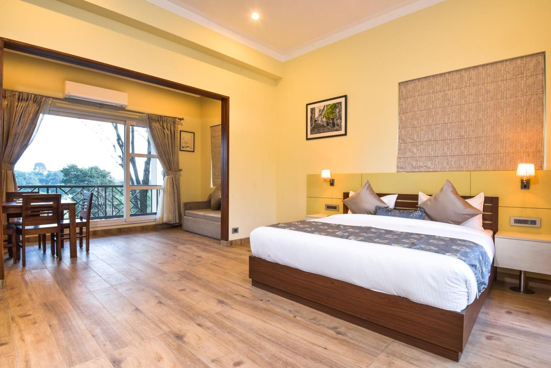 Executive Room with Balcony offering Mountain view