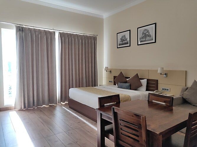 Club Room with Balcony offering Tea Garden view