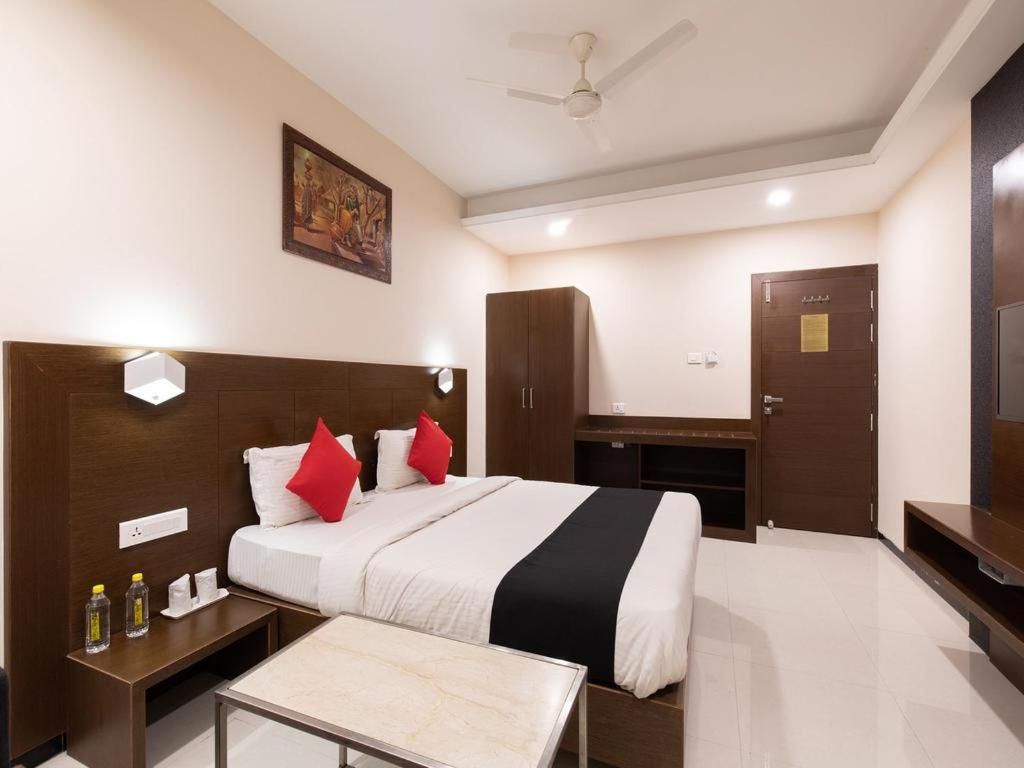 Hotel Park Palace Deluxe AC Room 11