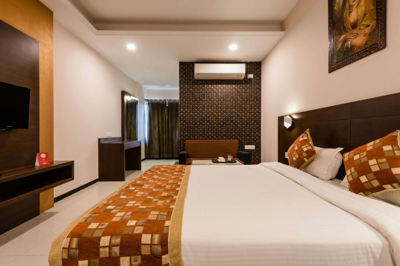 Hotel Park Palace Deluxe AC Room 7