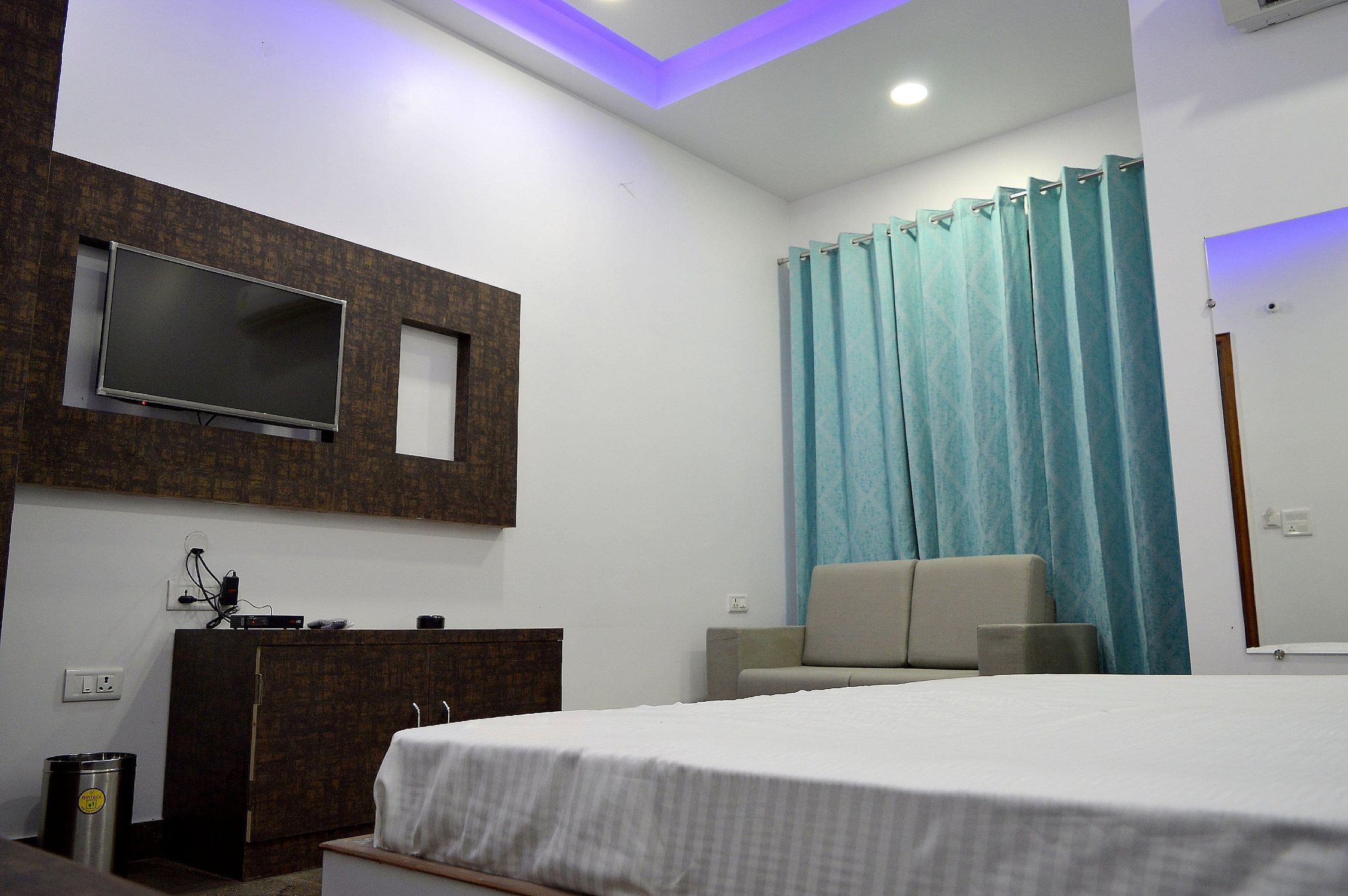 Deluxe Double Room - YCHS