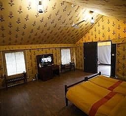 RURBAN RESORT Luxury Swiss Tent 2