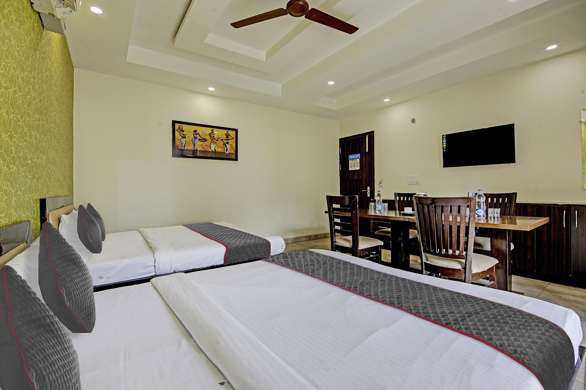 Super Townhouse Grand Inn Classic 13