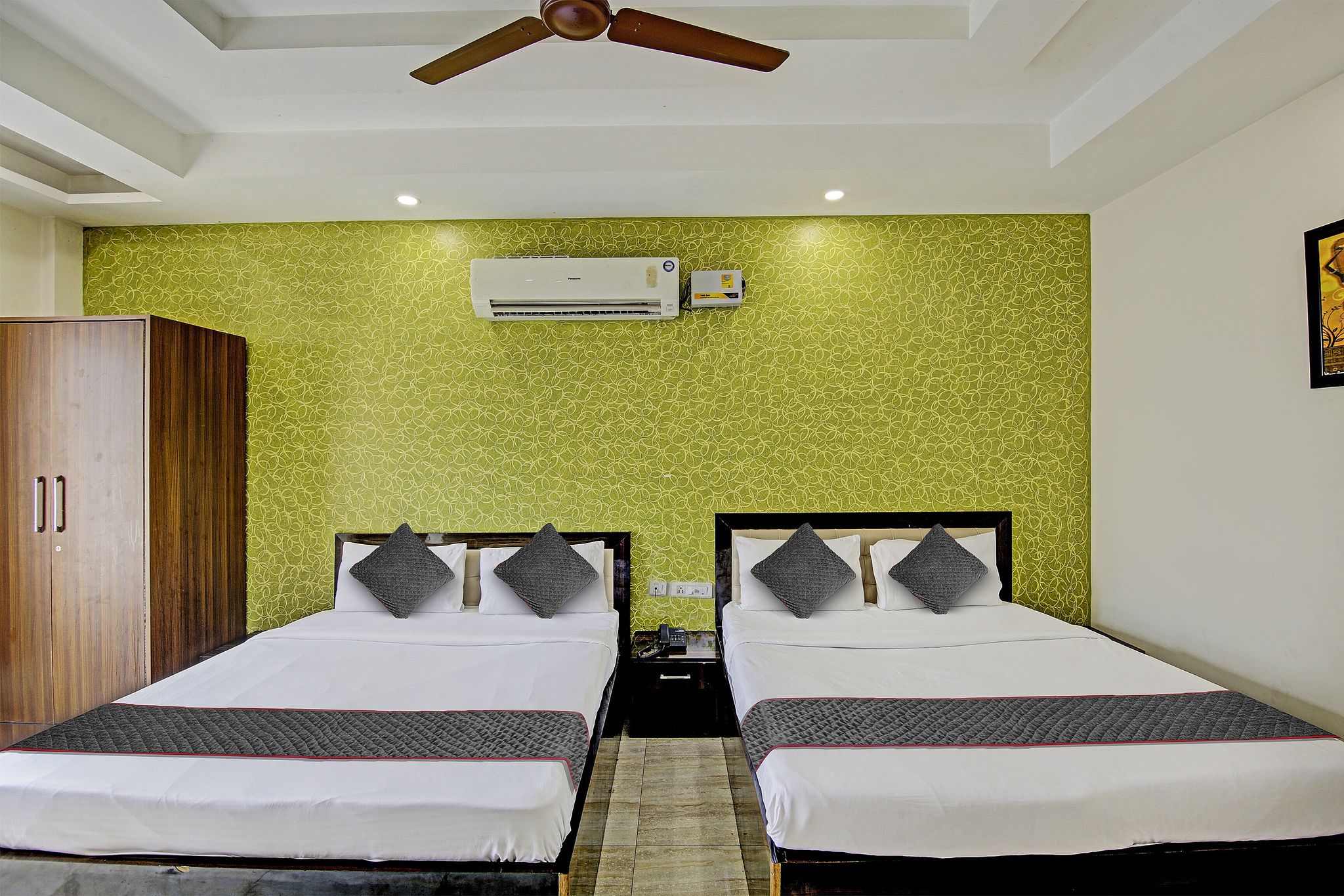 Super Townhouse Grand Inn Classic 12