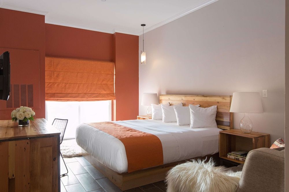 Deluxe Room, 1 King Bed, Non Smoking