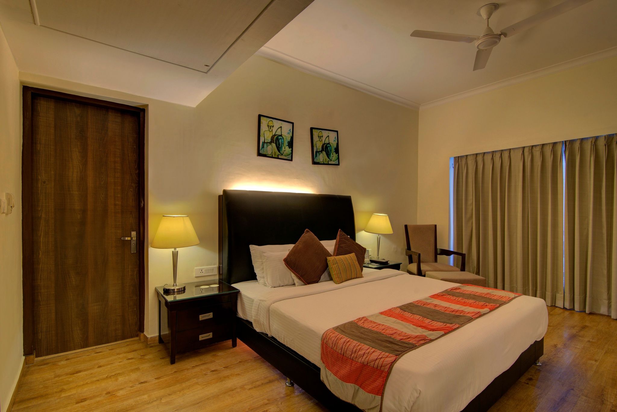 Moksha Himalaya Spa Resort Moksha Suite Room 4