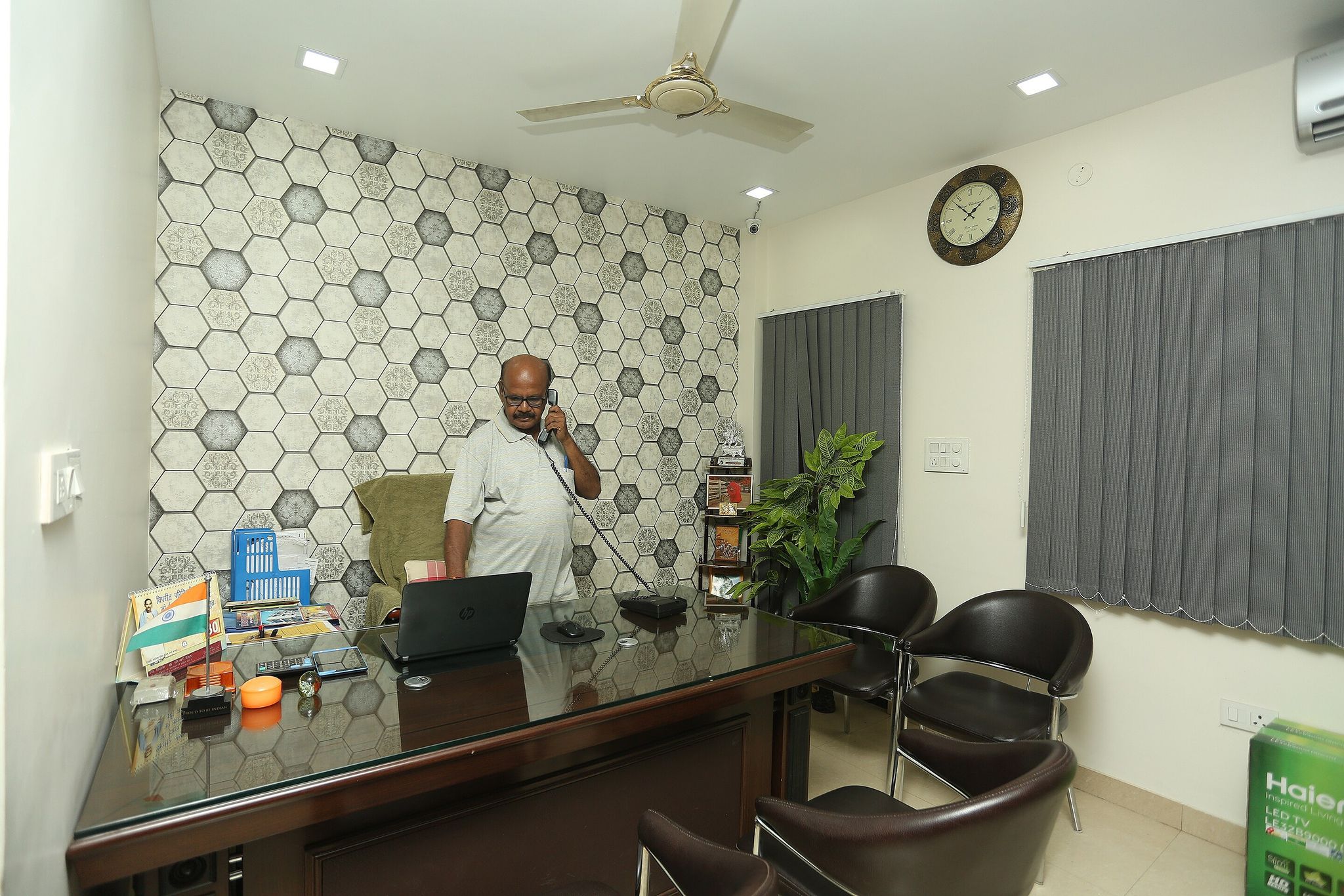 undefined OYO Flagship 17204 Vrindawan Galaxy 7