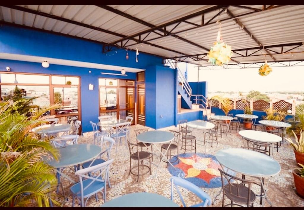 undefined Apple Home Stay 2