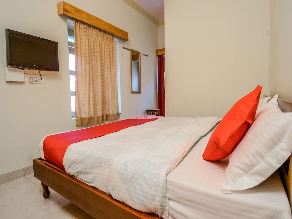 undefined OYO 18825 Hotel Akshey 2