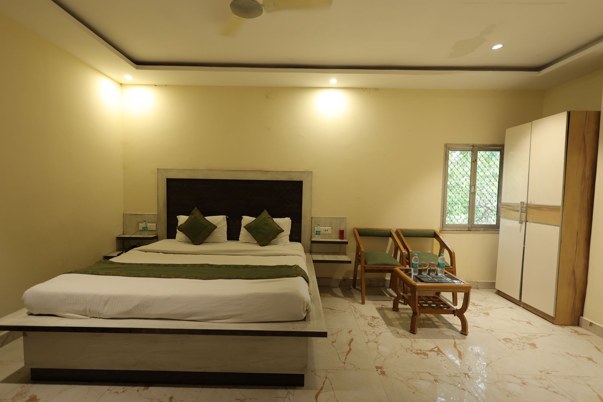 FAMILY SUPERIOR SUITE 4 BED