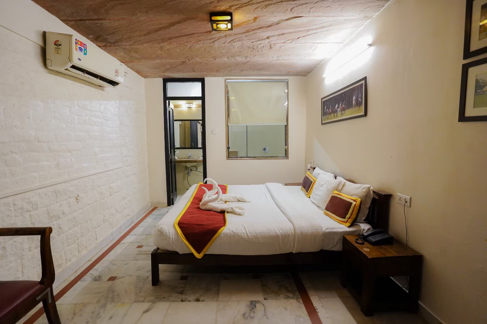 Deluxe Room (Wing B)