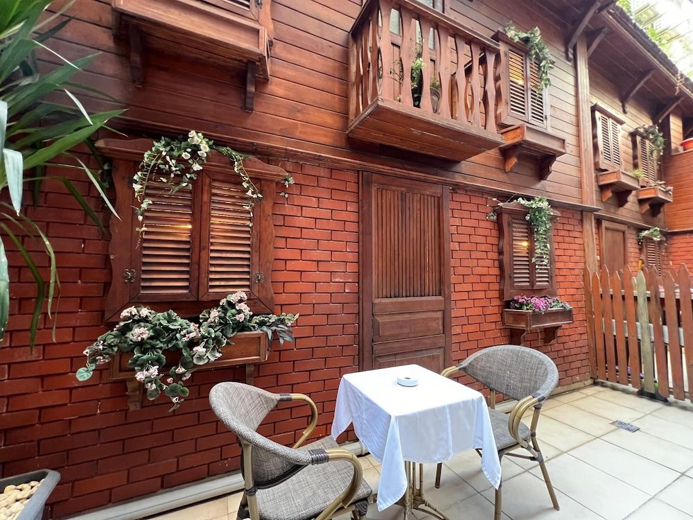 undefined GLK PREMIER Regency Suites & Spa - Special Class 6