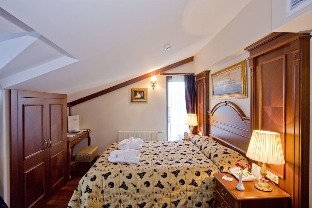 GLK PREMIER Regency Suites & Spa - Special Class Superior Room