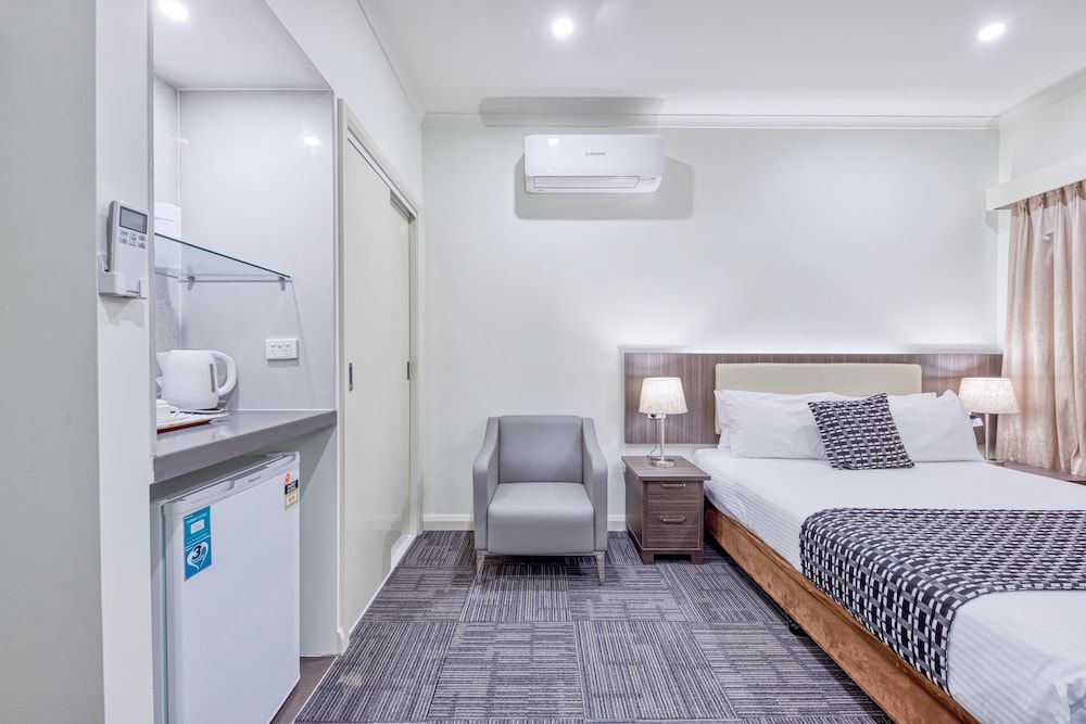Best Western Airport Motel and Convention Centre Premier Studio