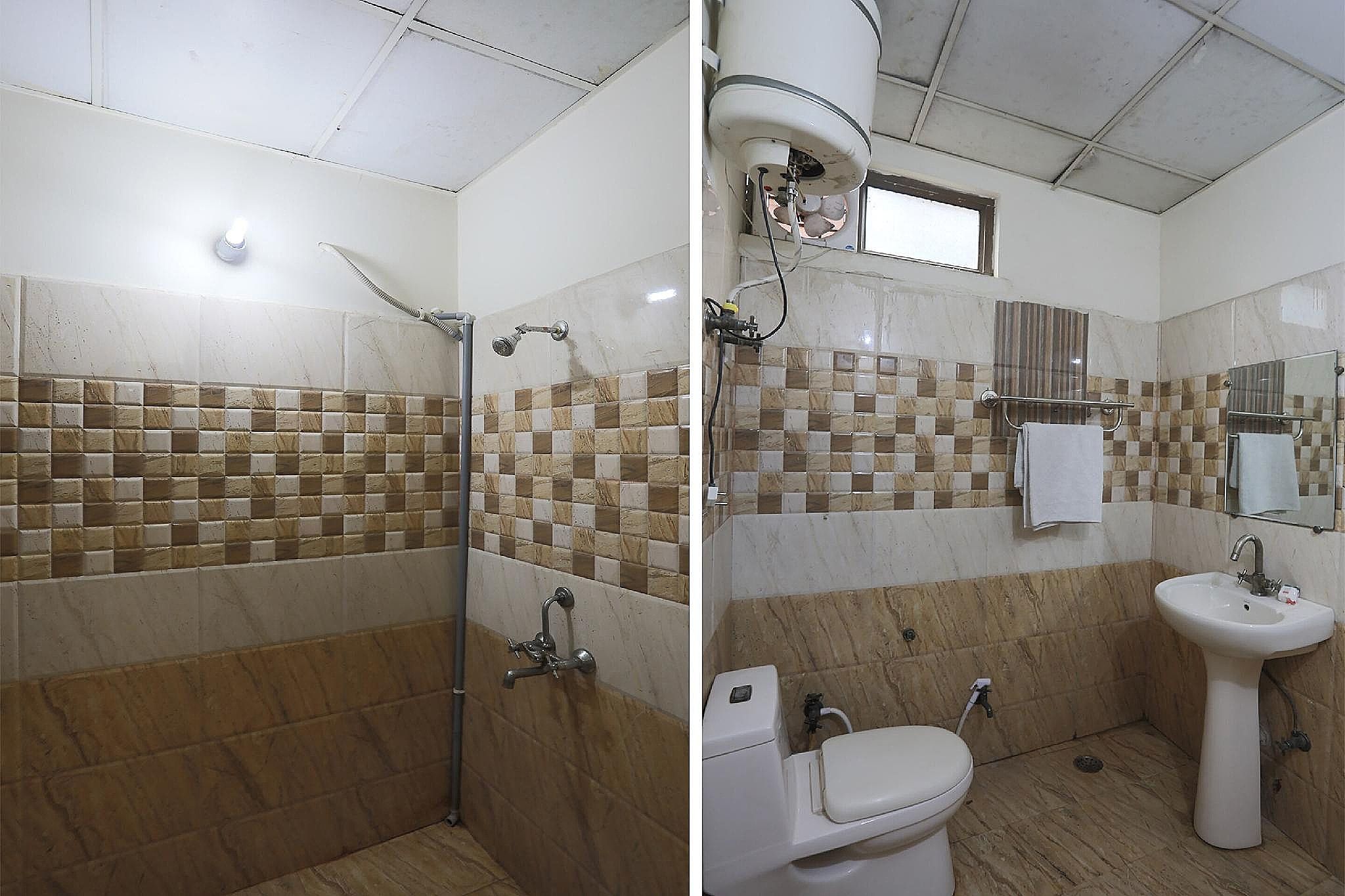 Collection O Aman Hotel Classic