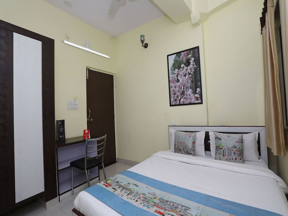 undefined OYO 10342 Hotel Krishna INN 7