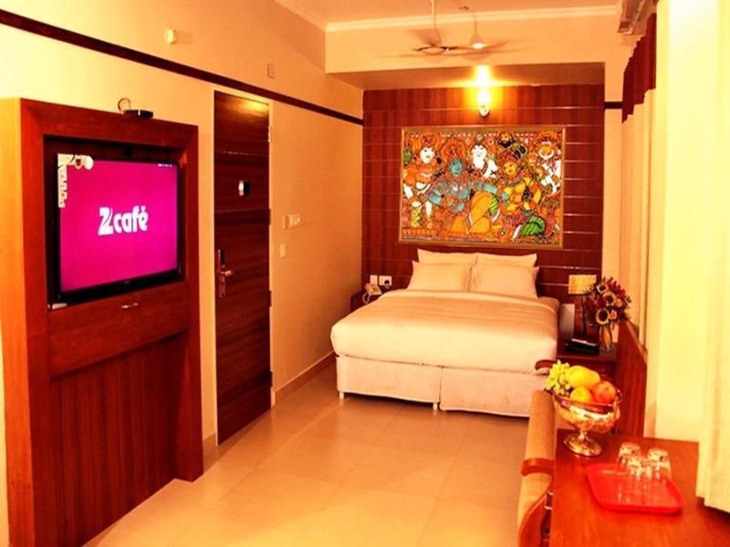 Srivar Hotels Mini Suite 4