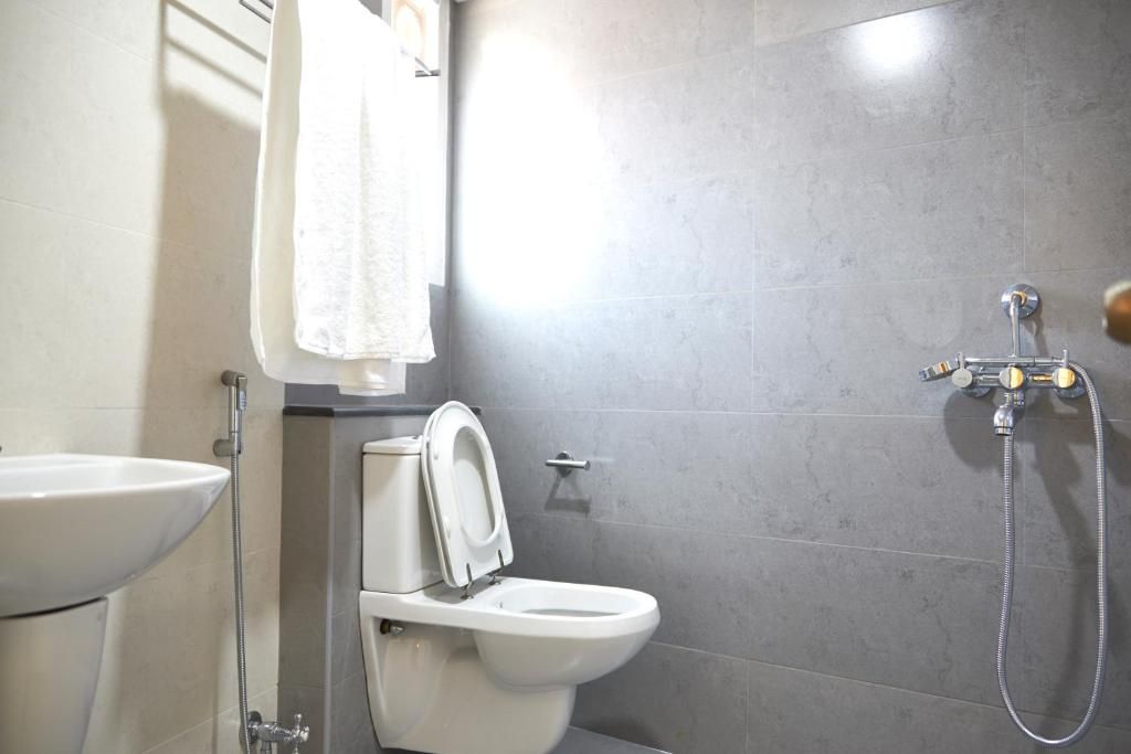 Srivar Hotels Executive Double Room 3