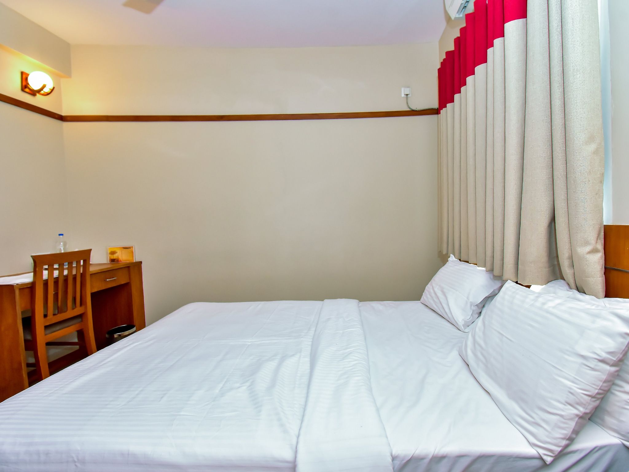 Srivar Hotels Mini Suite 2