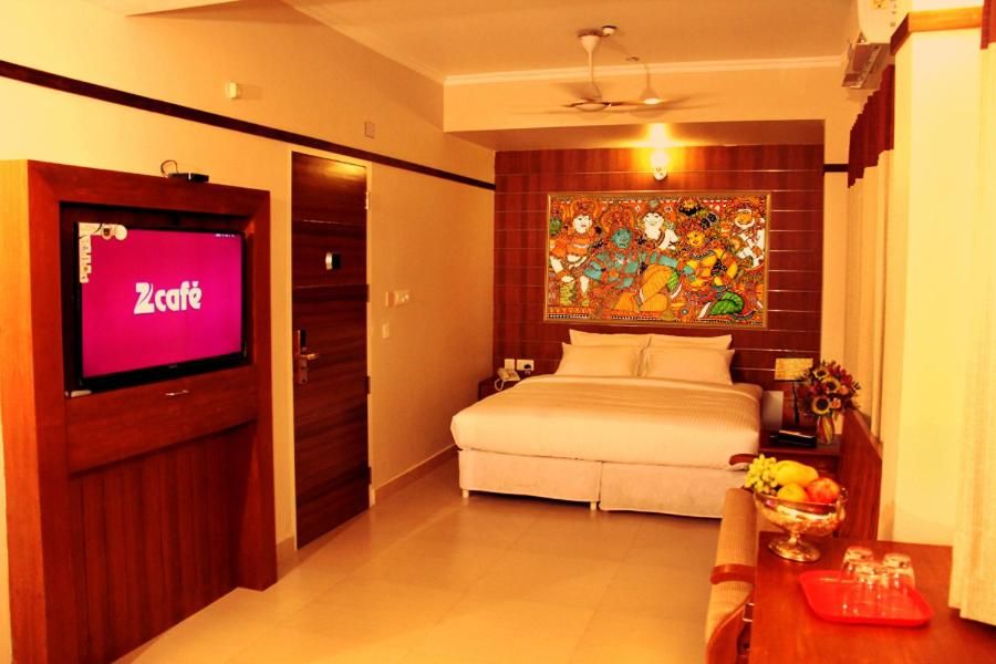 Srivar Hotels Executive Double Room 4