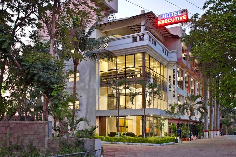 undefined Hotel Executive 6