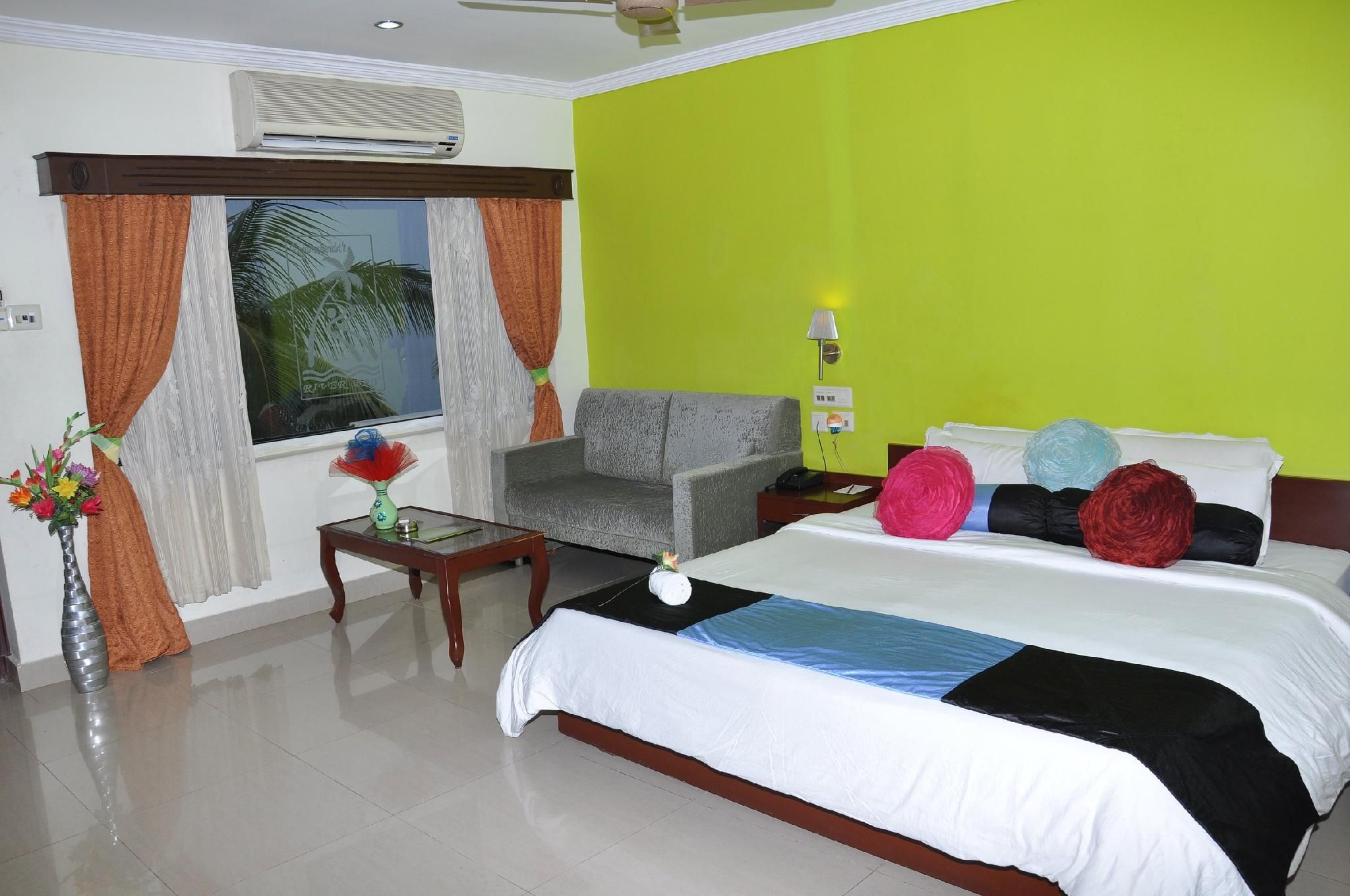 undefined Hotel River Bay 10