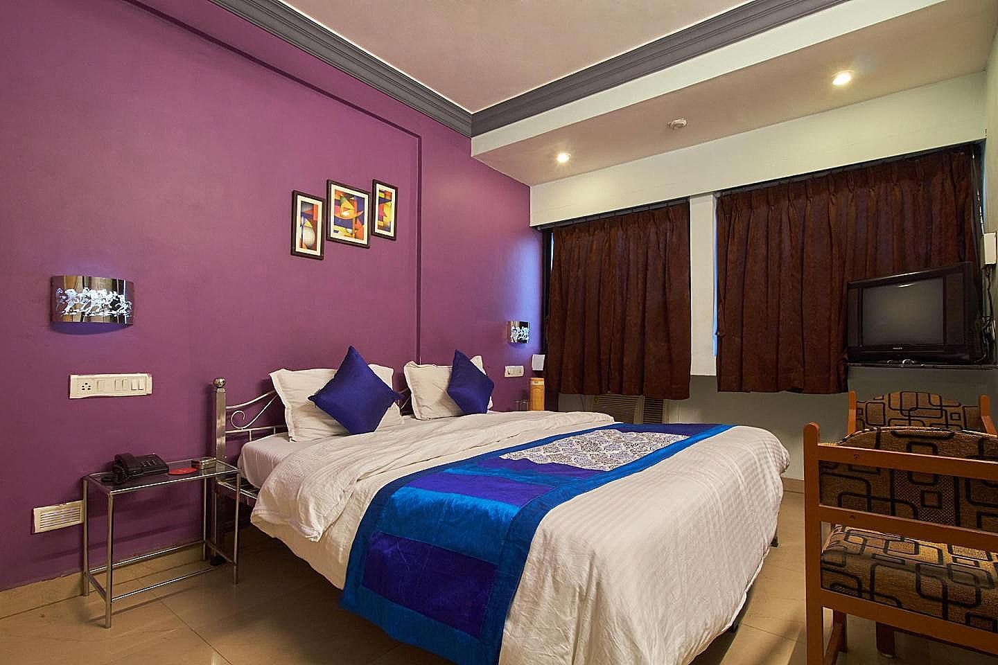 Hotel Dimple Standard Non AC Room 3