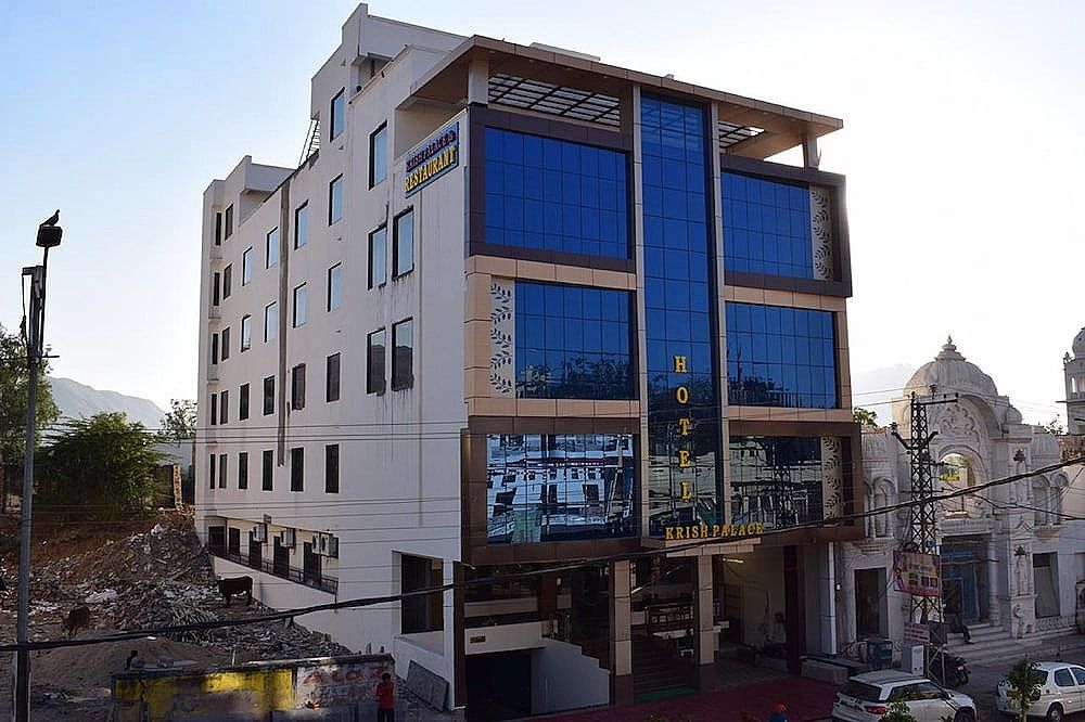 undefined Hotel Krish Palace 4