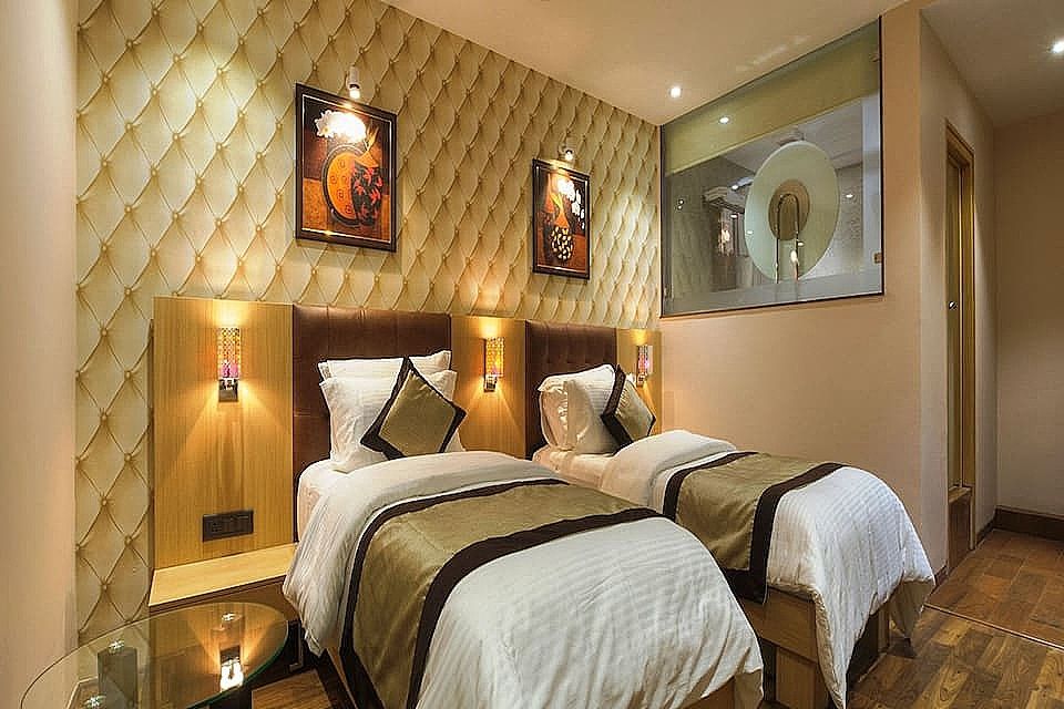 Hotel Sadbhav Villa Deluxe Twin Room 4