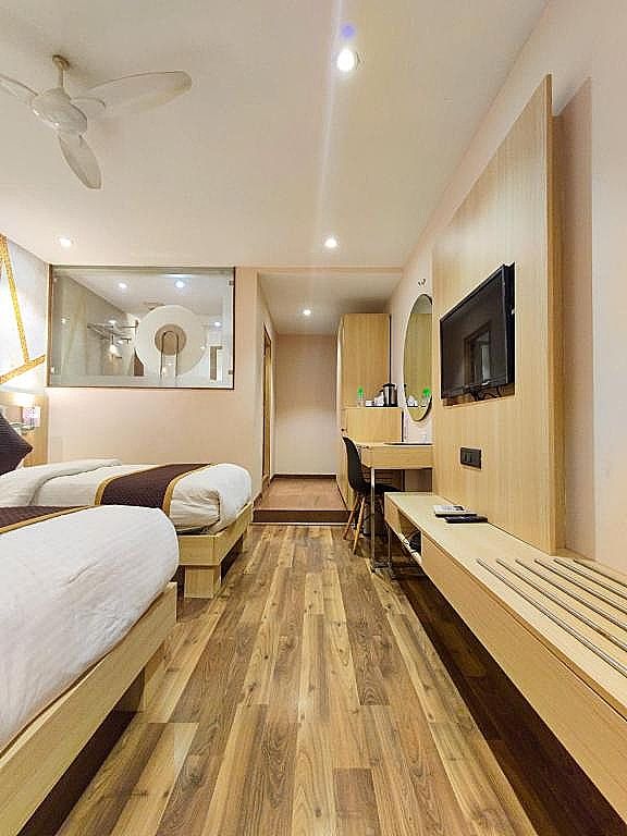 Hotel Sadbhav Villa Deluxe Twin Room 3